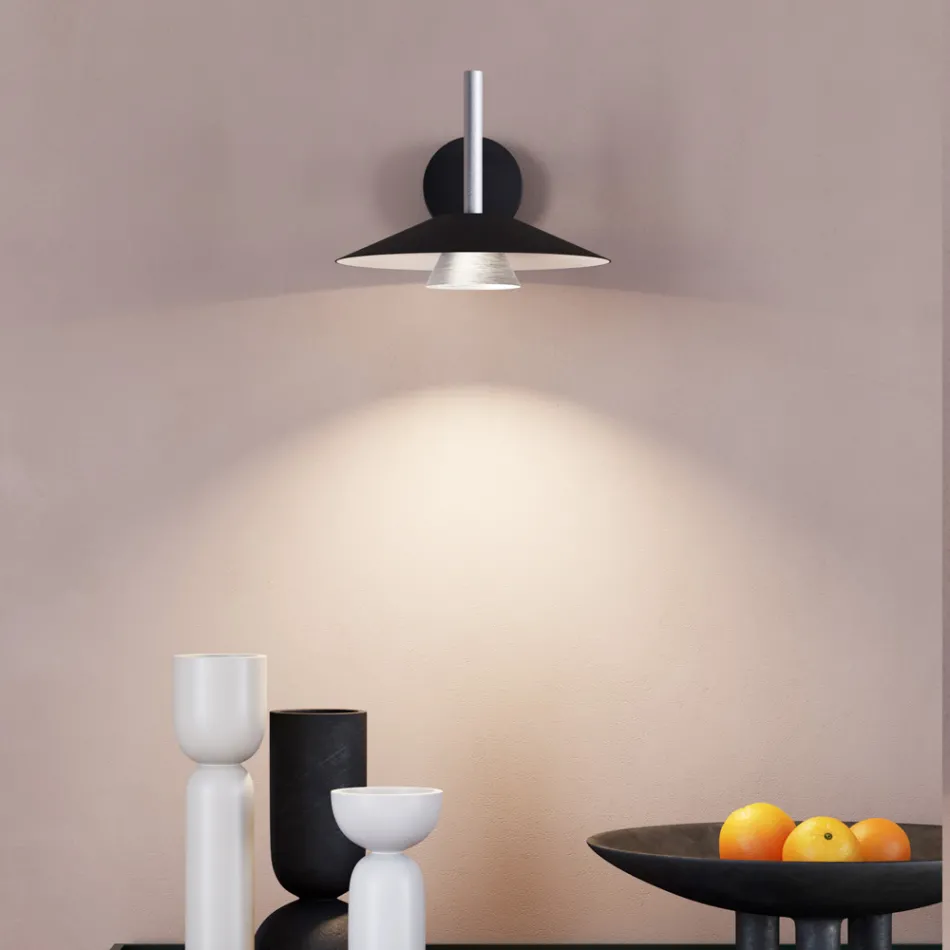 Metal Wall Lights in Various Finishes Made in Italy - Mira Viadurini