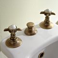 Battery Bidet 3 Holes Internal Delivery Brass and Butterfly Handles - Miriano