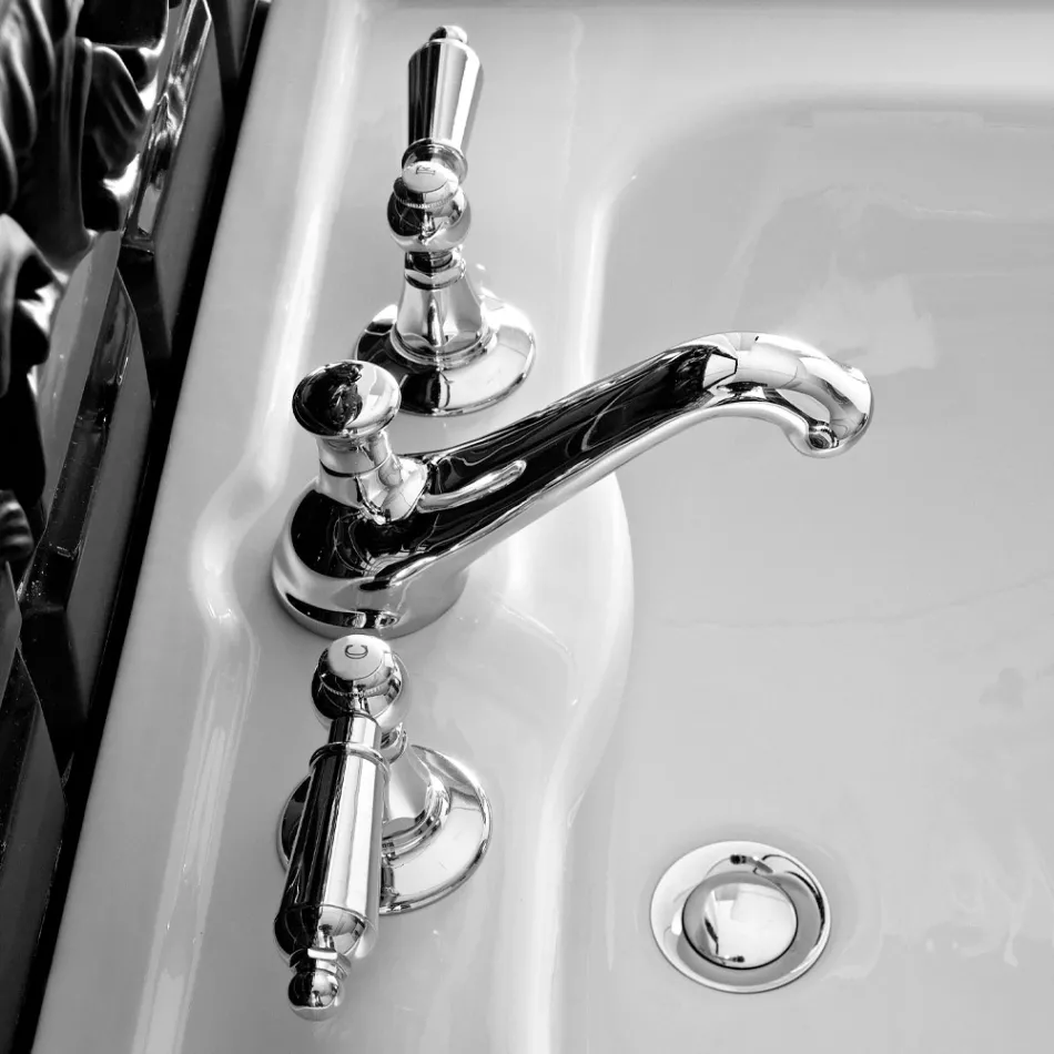 3 Hole Basin Mixer with Classic Style Levers in Handcrafted Brass - Noriana Viadurini