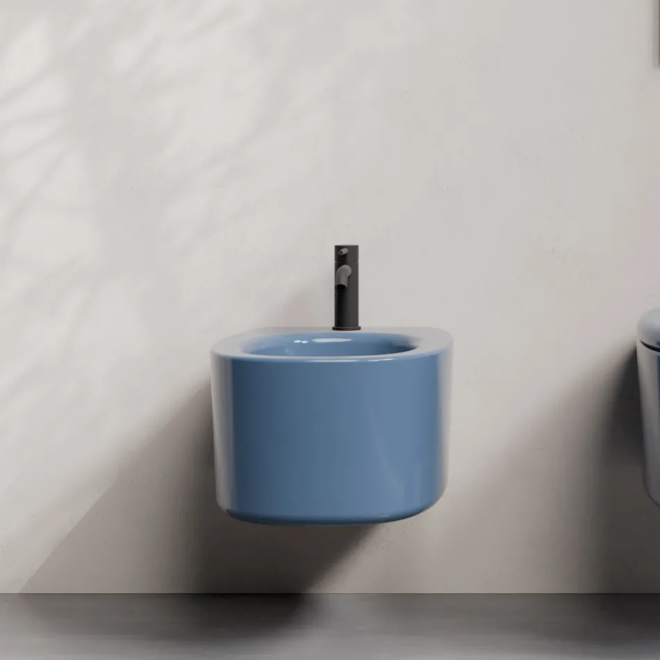 Wall-Hung Ceramic Bidet in Various Colors Made in Italy - Girl Viadurini