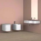 Wall-hung ceramic bidet of modern design produced in Italy, Hamlet Viadurini