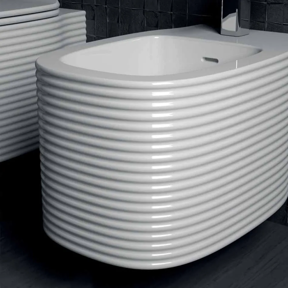 Wall-hung ceramic bidet of modern design produced in Italy, Hamlet Viadurini