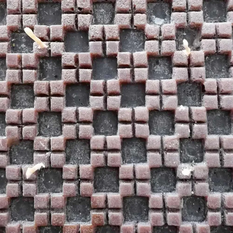 Cinnamon Scented Wax Candle with 4 Wicks Made in Italy - Yuma Viadurini