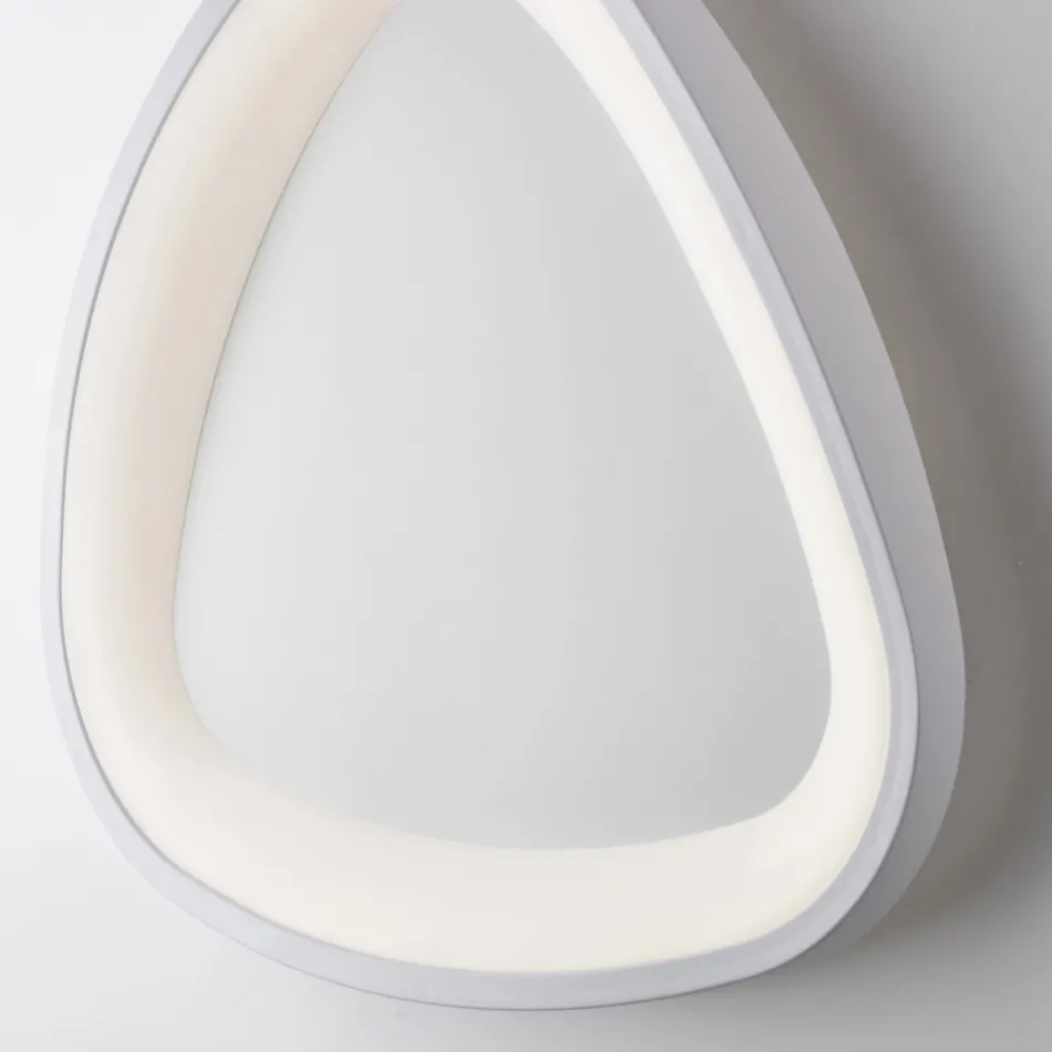 Voyager, a sophisticated Italian-made glass and metal light fixture. Viadurini