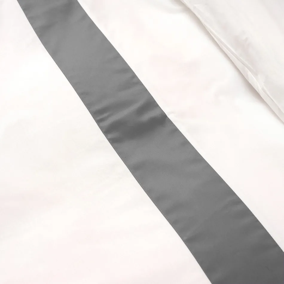 Complete Single and a Half Duvet Cover in 100% Cotton and 10% Cotton Satin - Detail Viadurini