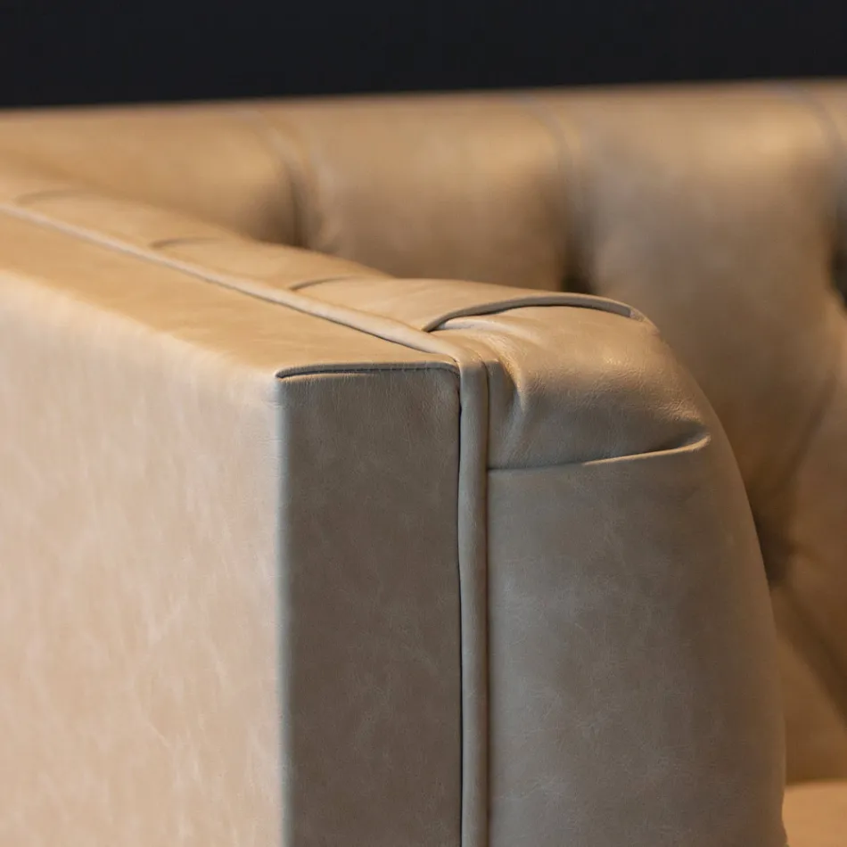 Living Room Sofa with Wooden Structure and Feet Made in Italy - Comico Viadurini