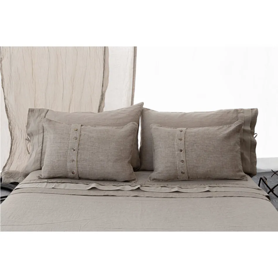 Heavy Linen Pillowcase with Agoya Button Decoration and Piping - Mediterranean Viadurini