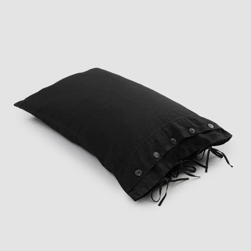 Rectangular Bed Pillowcase in White or Black Linen with Buttons and Laces - Agora Viadurini
