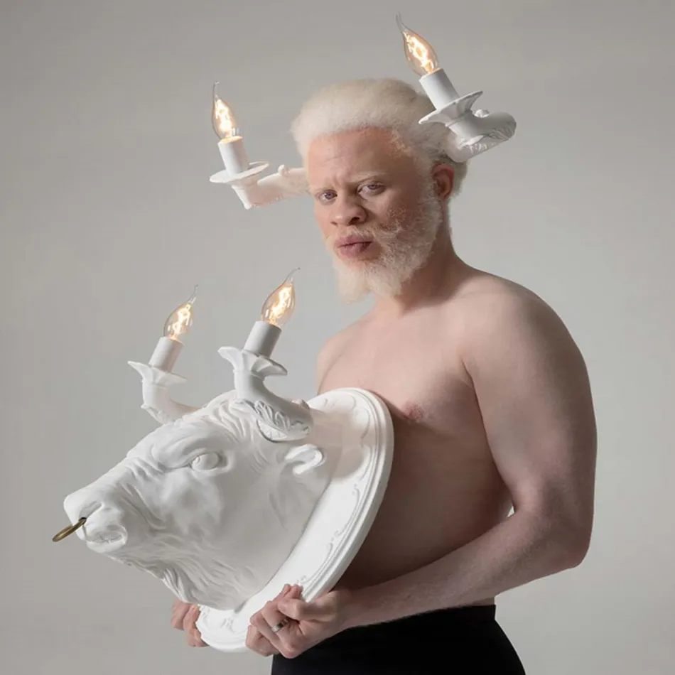 Wall Lamp with 2 Lights in Ceramic Design in the Shape of a Bull - Marrena Viadurini