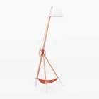 Design Floor Lamp in Beech Wood and Lacquered Metal - Avetta Viadurini