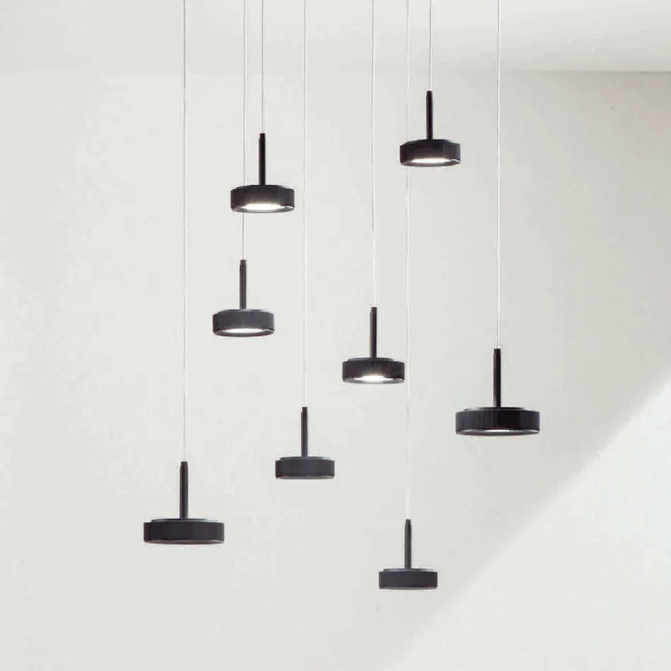 Chandelier with Round Base in Black Painted Metal and LED Light - Hornbeam Viadurini