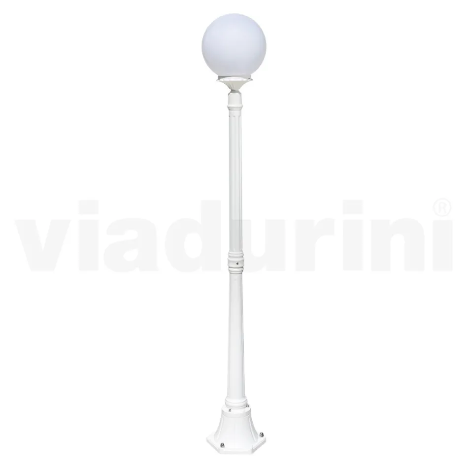 172 cm tall street lamp in white acrylic and aluminum made in Italy - Trovabianco Viadurini