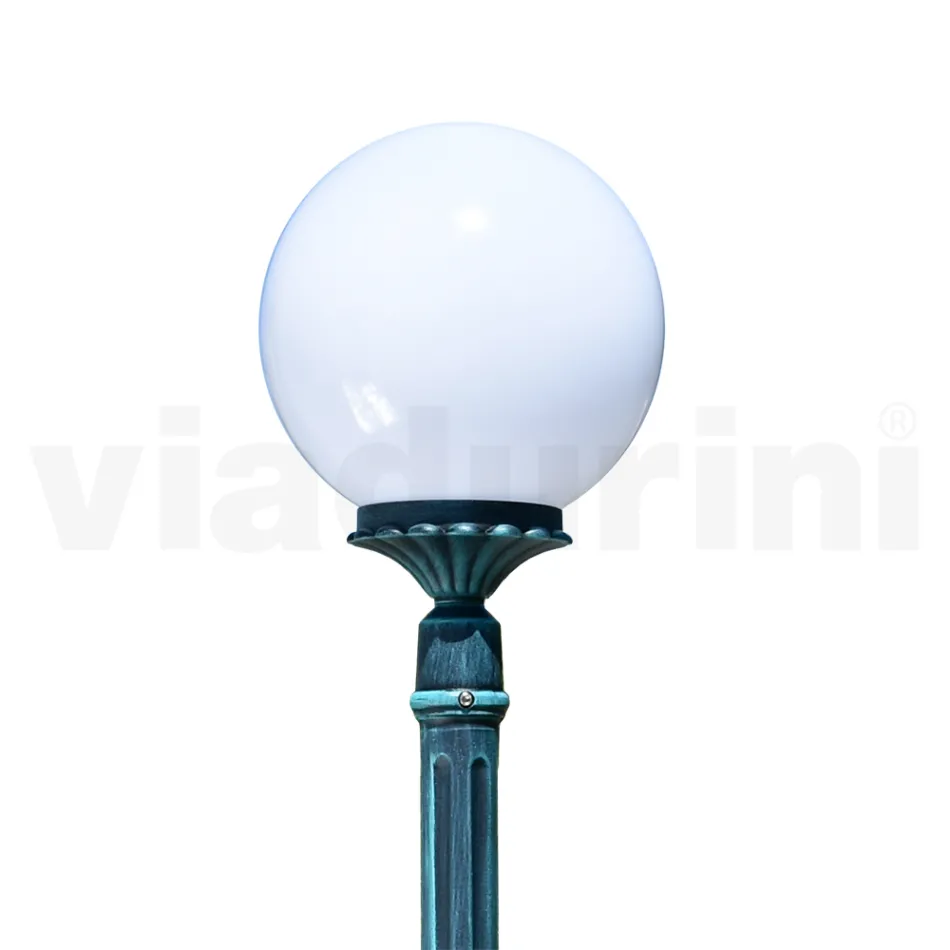 208 cm tall street lamp in black acrylic and aluminum made in Italy - Trovanero Viadurini