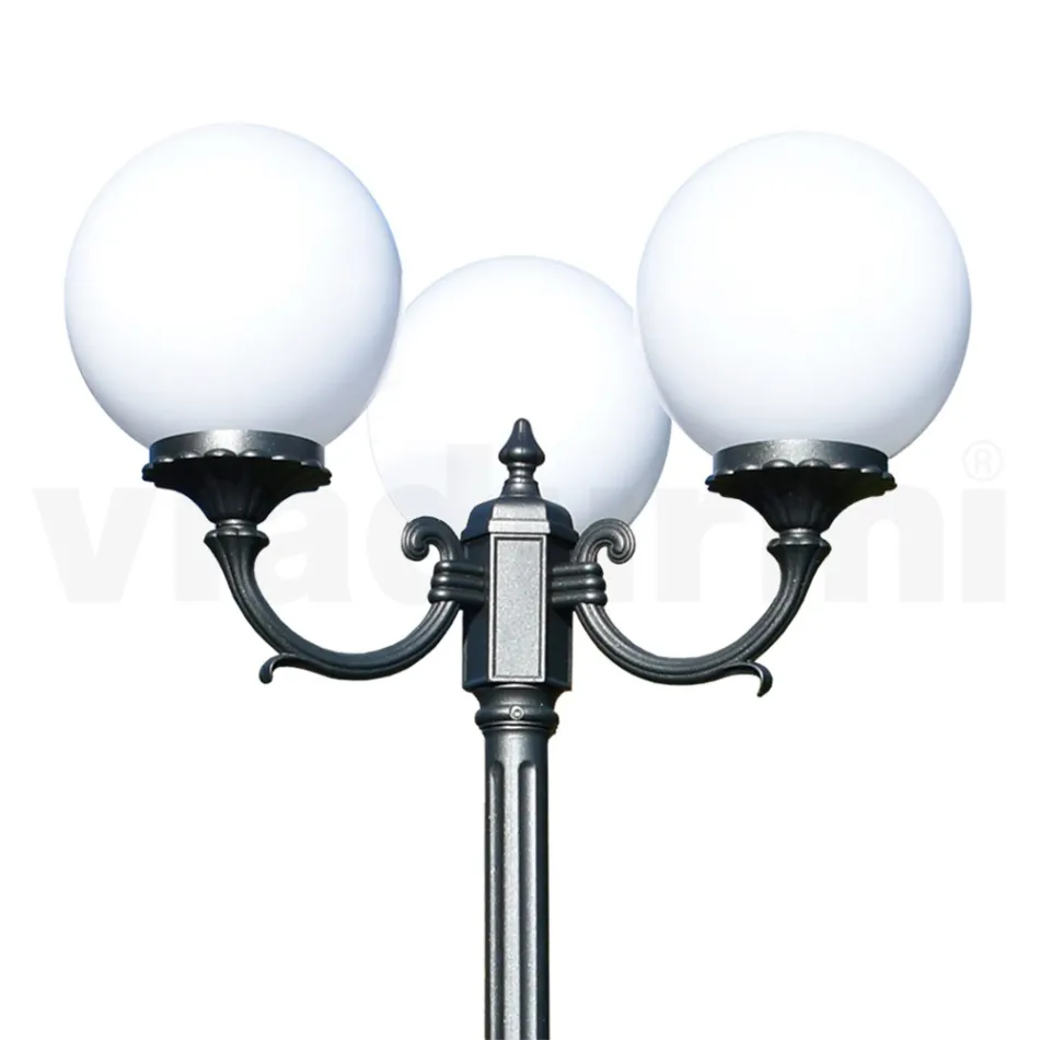242 cm tall street lamp in Acrylic and Anthracite Aluminum Made in Italy - Trovaantracite Viadurini