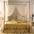 Double Bed with Coordinated Tubular Iron Footboard Made in Italy - Chic