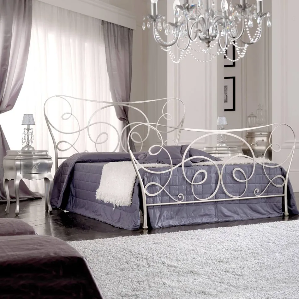 Double bed with footboard, mattress, pillows and 2 bedside tables - Lampo Viadurini