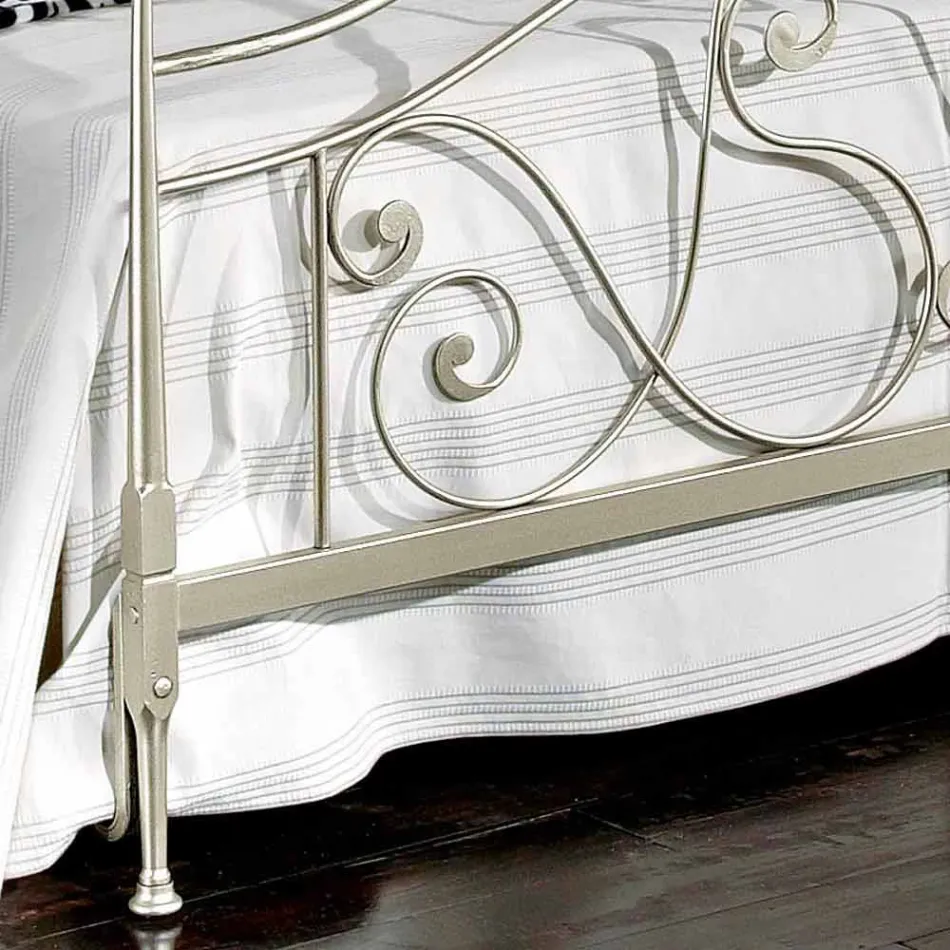 neoclassical double bed in full hand-forged iron Jessica Viadurini