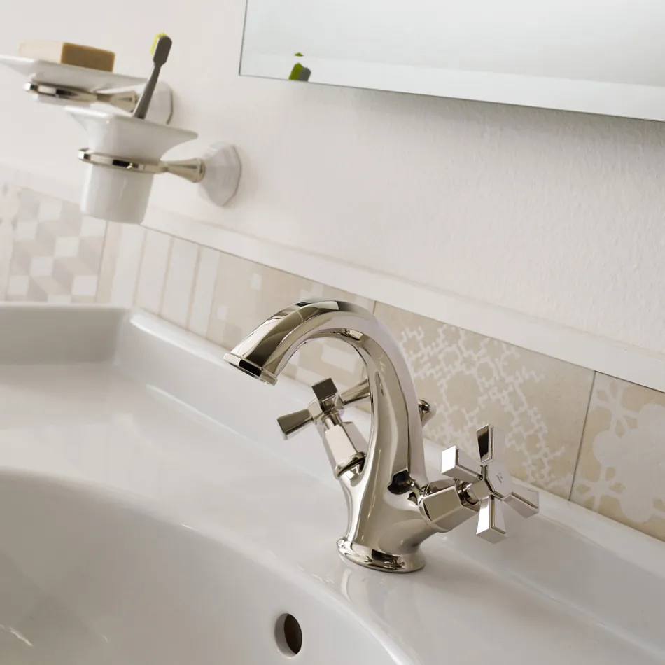 Vintage Design Single Hole Basin Mixer in Brass Made in Italy - Silvana Viadurini