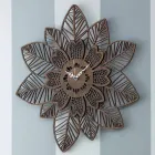 Wall Clock in Light or Dark Wood with a Modern Flower Design - Aquilegia Viadurini