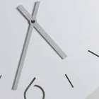 Classic Design White Wall Clock in Round Wood - Settimio Viadurini