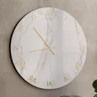 Calacatta Marble Effect Glass Wall Clock with Brass Hands - Axis Viadurini