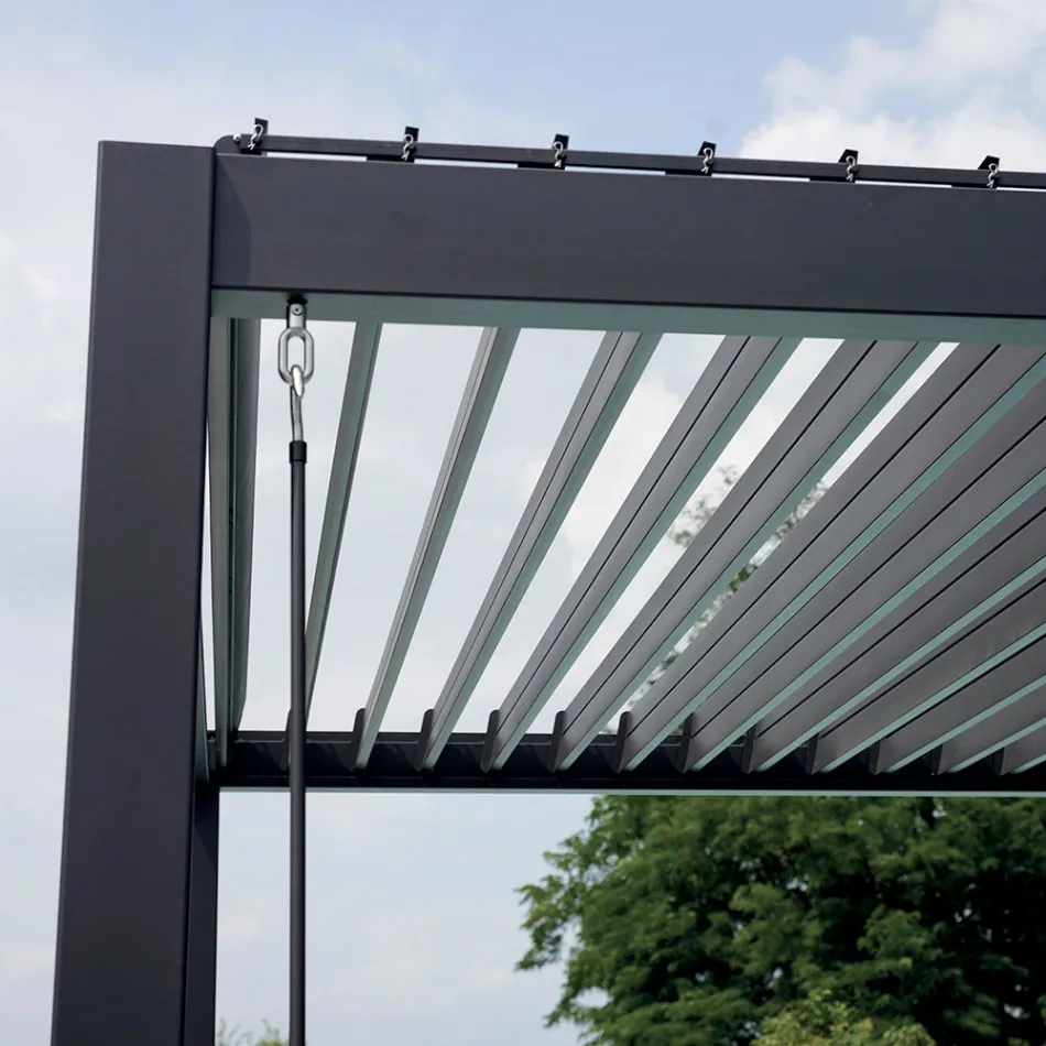Aluminum Pergola with Adjustable Roof by Crank - Eolo Viadurini