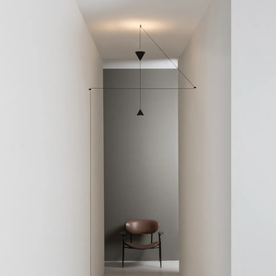 Floor Lamp in Black Aluminum and Double Cone Minimal Design - Mercado Viadurini