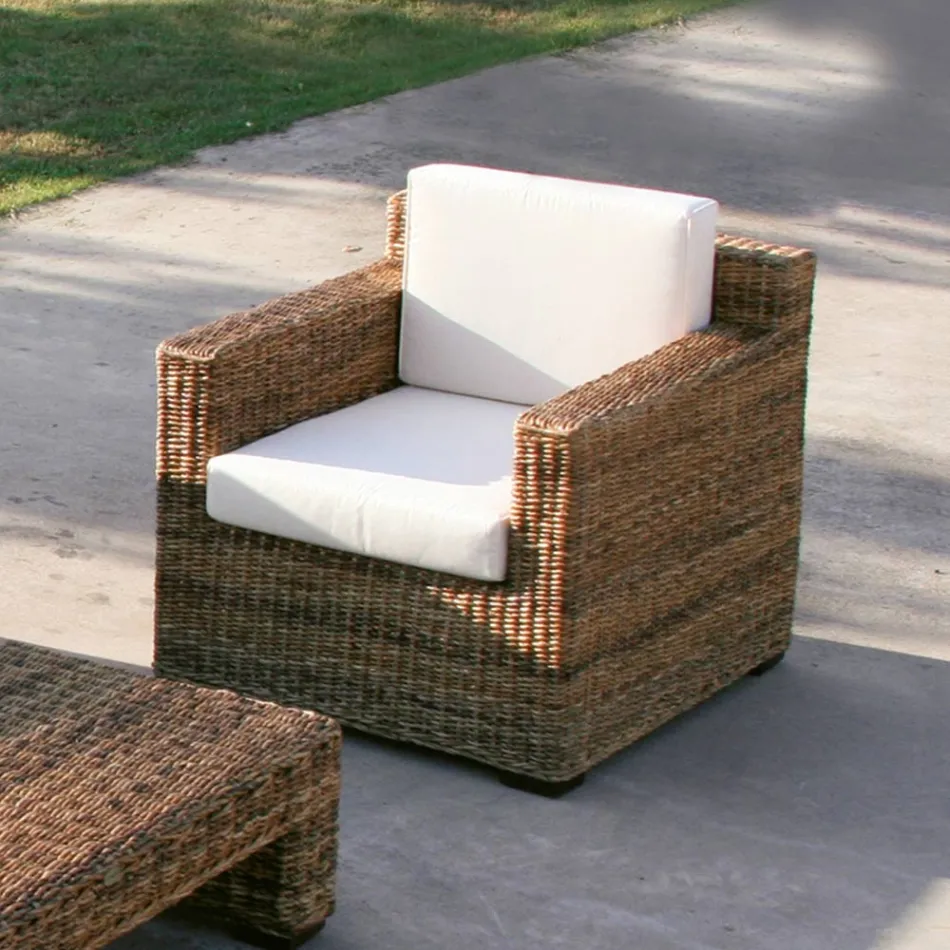 Armchair with Natural Banana Weaving Structure and Ecru Cushions - Dish Viadurini