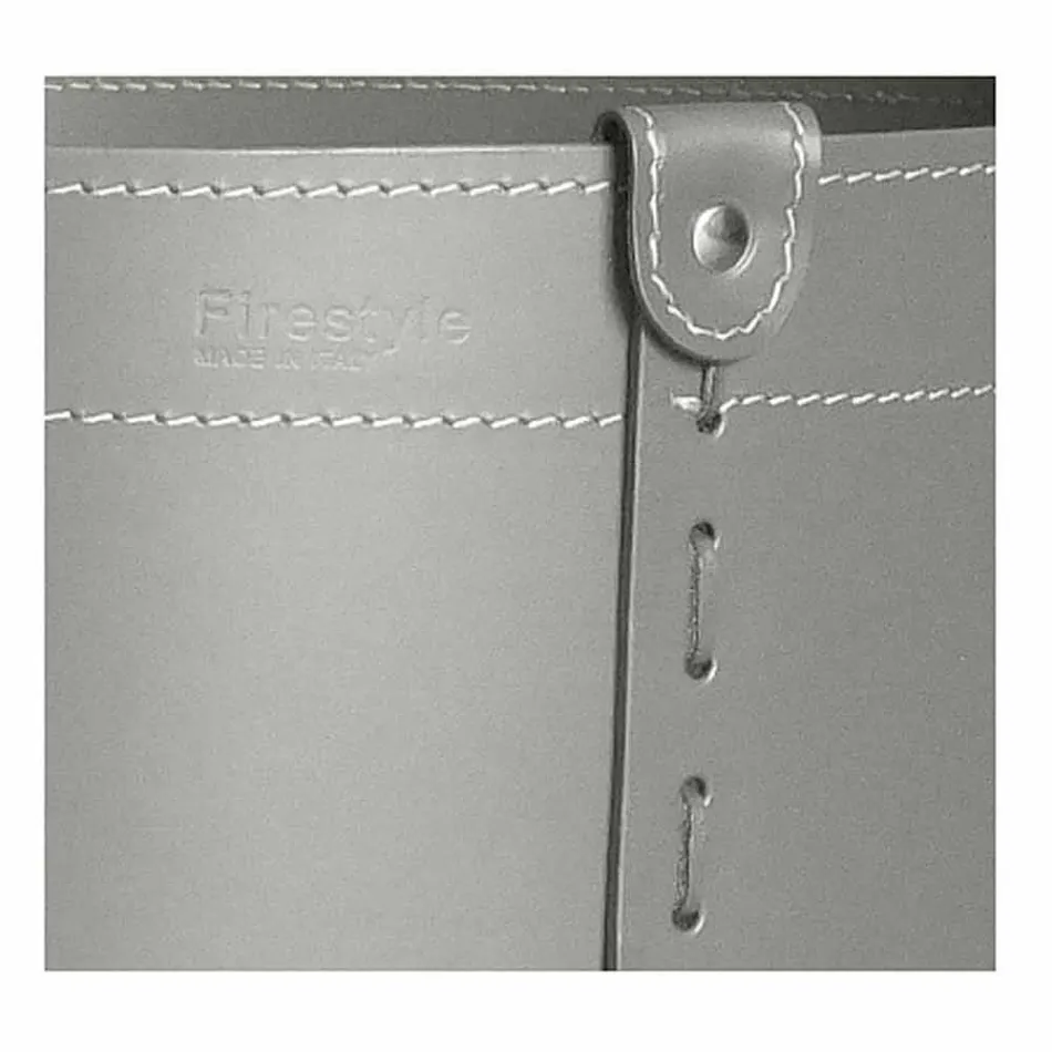 Cylindrical log holder in regenerated leather with Tonda Firestyle wheels Viadurini