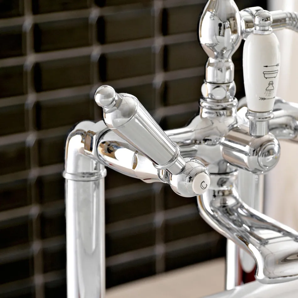 Floor Standing Bathtub Faucet with Brass Shower Made in Italy - Noriana Viadurini