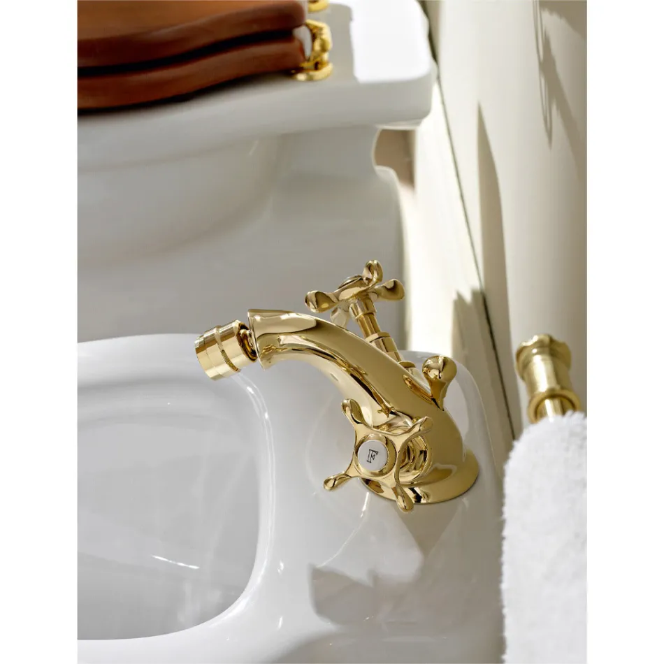 Single Hole Bidet Tap in Brass with Classic Butterfly Handles - Fioretta Viadurini