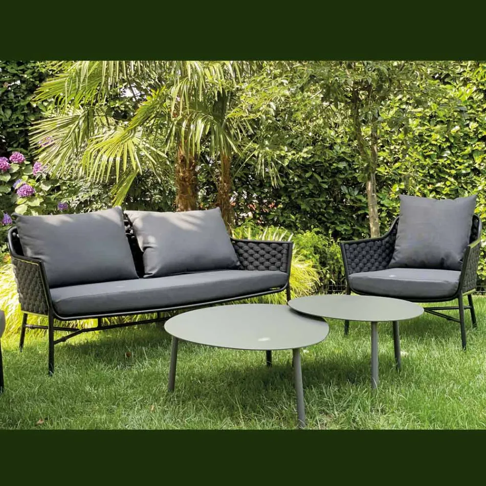 Living Room Consisting of Sofa, Armchairs and 2 Aluminum Coffee Tables - Yuma Viadurini