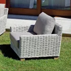 Outdoor Lounge with Mango Wood Coffee Table and Polycotton Cushions - Orlanda Viadurini