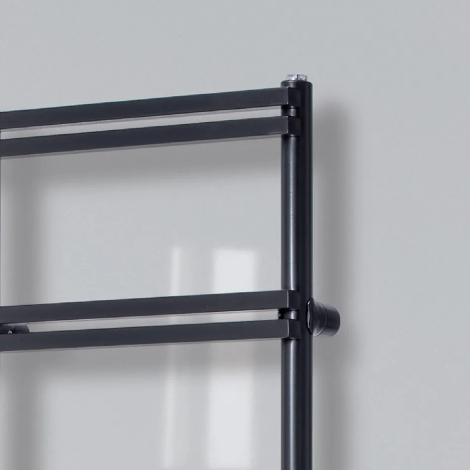 Electric towel warmer with vertical collectors Made in Italy - Ginger Viadurini