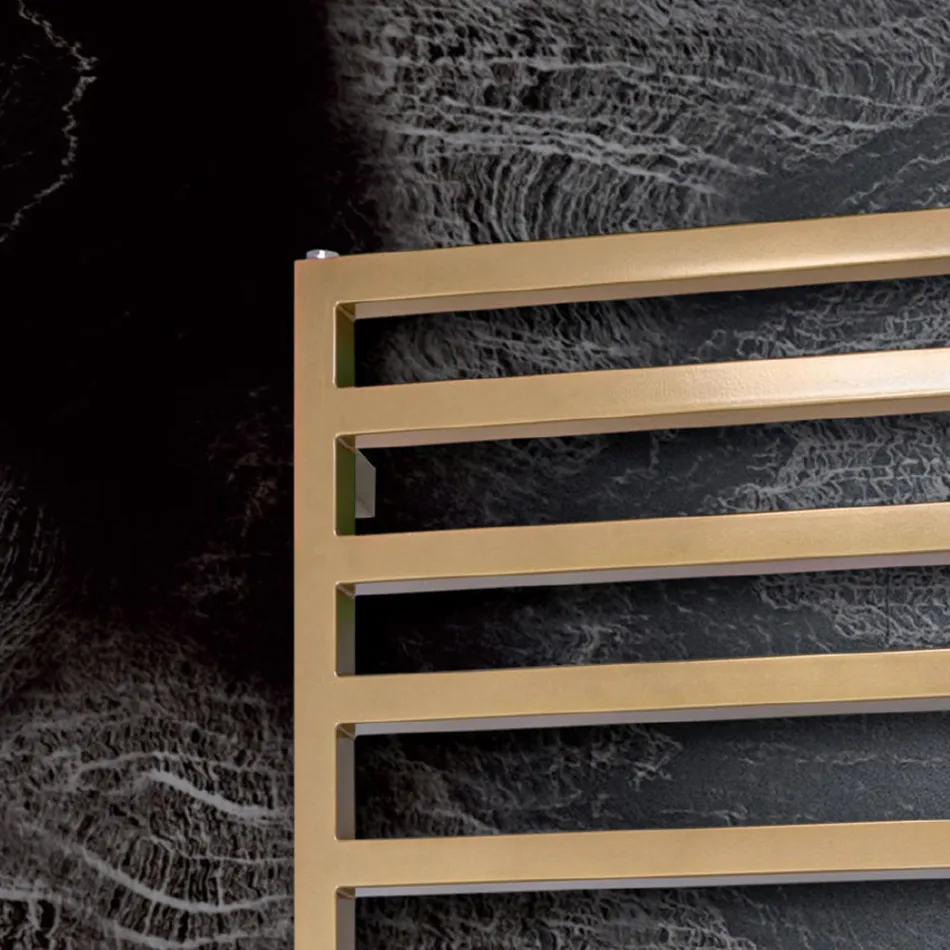 Electric Towel Warmer with Simple Lines in Steel Made in Italy - Pistachio Viadurini