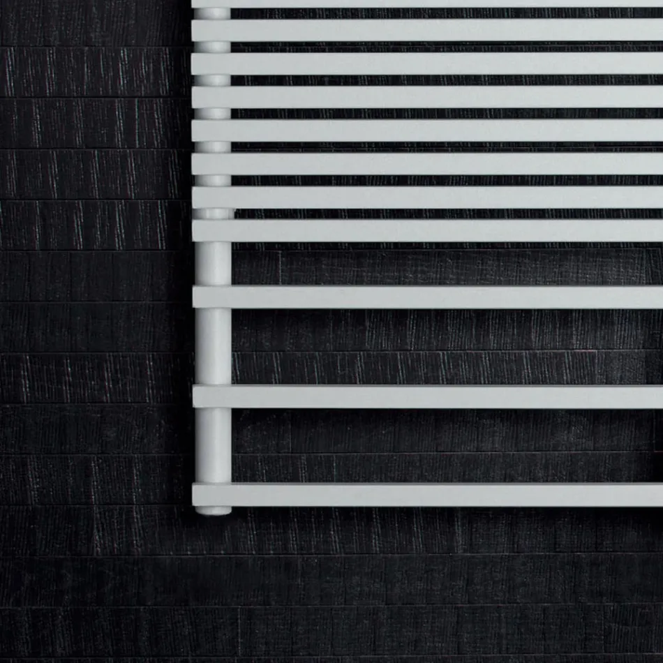Electric Towel Warmer with Carbon Steel Structure Made in Italy - Cream Viadurini