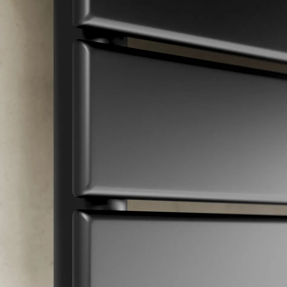 Black Carbon Steel Hydraulic Towel Warmer Made in Italy - Carezza Viadurini