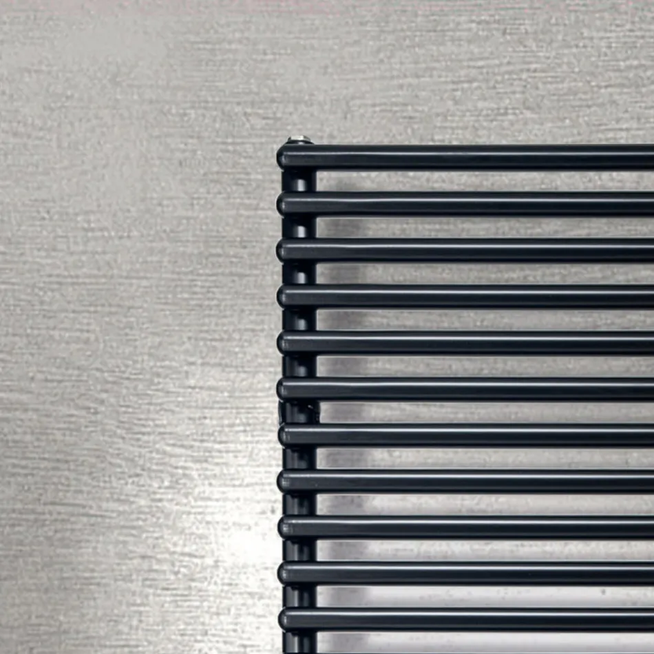 Mixed Towel Warmer Made in Carbon Steel - Soft Viadurini