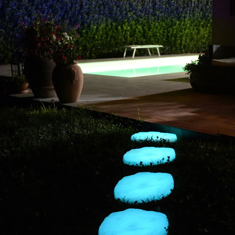 Garden Steplight in the Shape of Stone Fluo Made in Italy 4 Pieces - Stone Viadurini