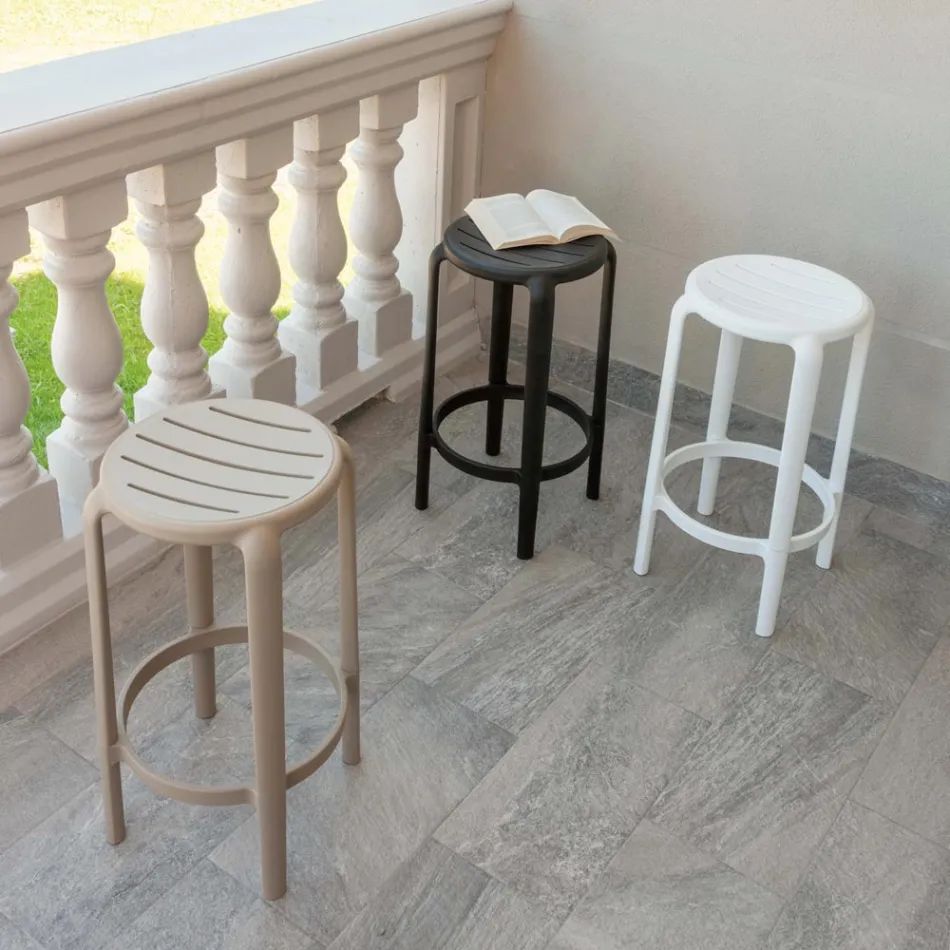 Stool in Polypropylene Reinforced with Fiberglass in Different Colors - Neev Viadurini