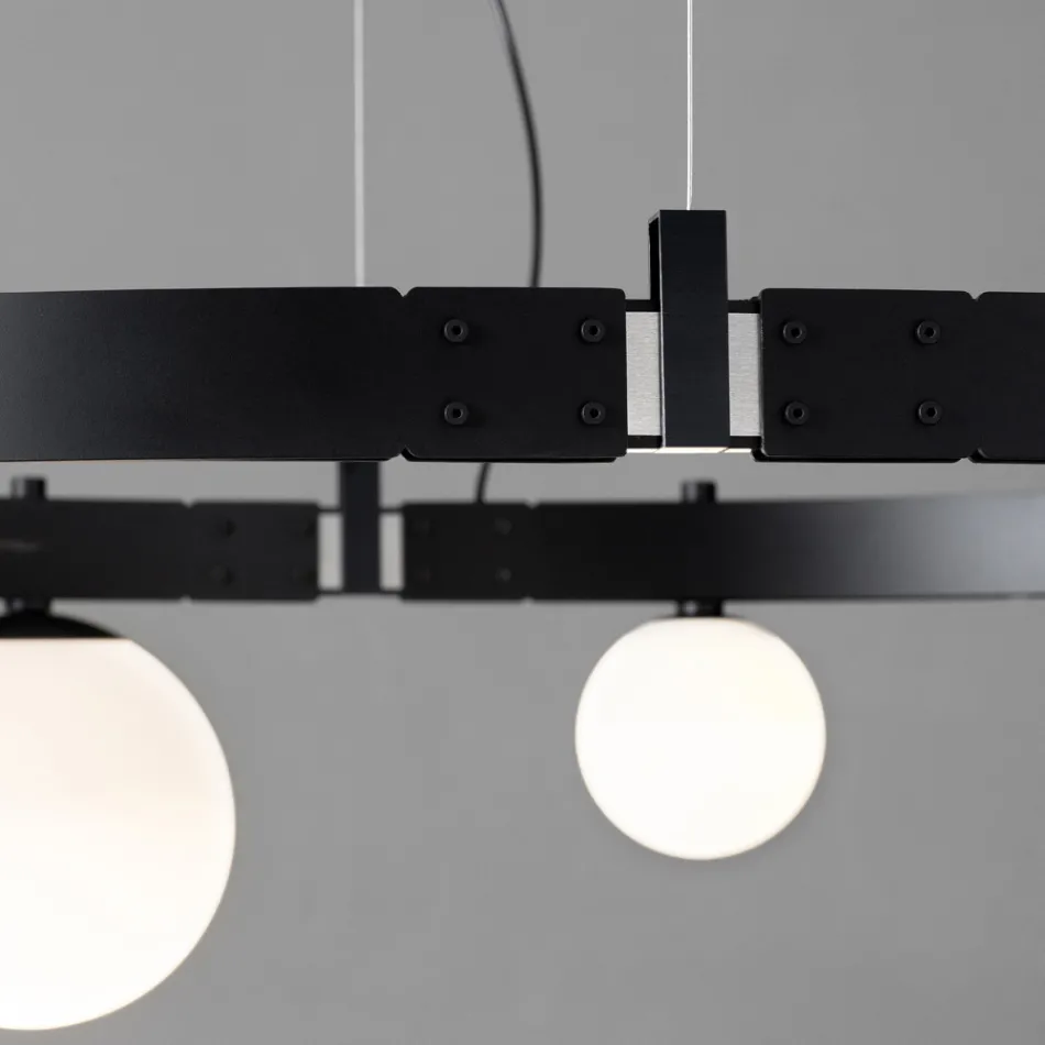 Oval Design Suspension in Black Aluminum with Spheres and Spotlights - Exodus Viadurini