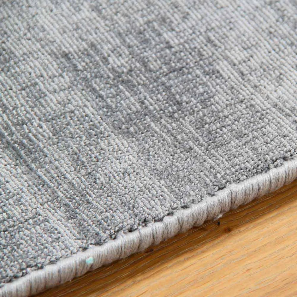 Customizable Versatile Viscose and Cotton Rug - Mutter Viadurini