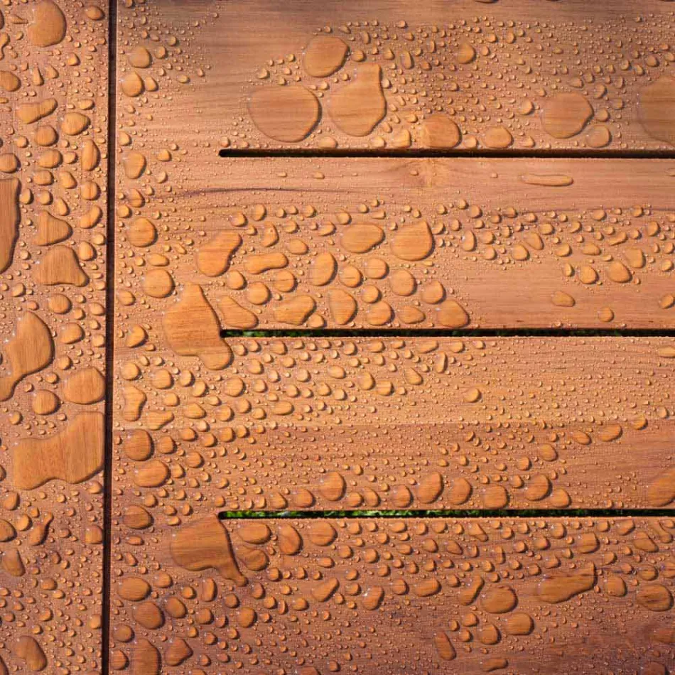 Low Square Coffee Table for Outdoor Living Room in Natural or Black Wood - Suzana Viadurini