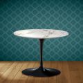 Eero Saarinen Tulip Coffee Table H 41 in Aura 22 Ceramic Made in Italy - Scarlet