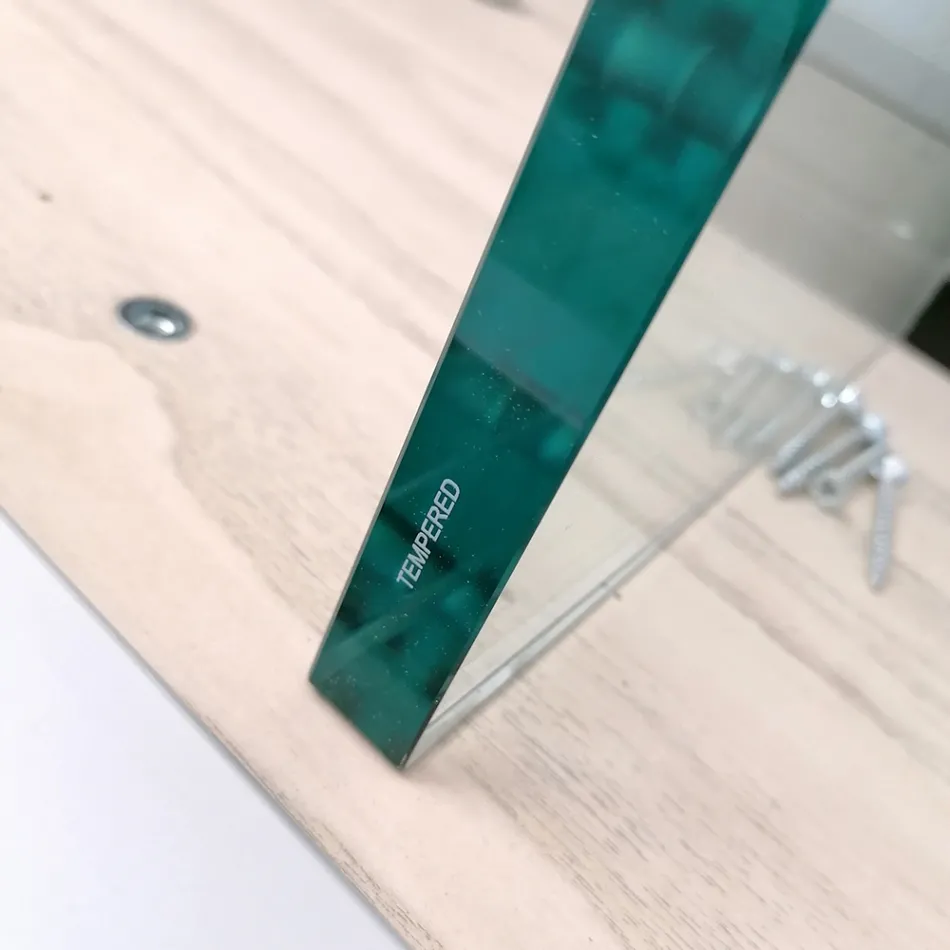 Extendable Table up to 300 cm in Veneered Wood and Glass - Tear Viadurini