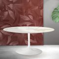 Saarinen Tulip Extendable Table H 74 cm in Florim Calacatta Gold Matt Ceramic - Scarlet