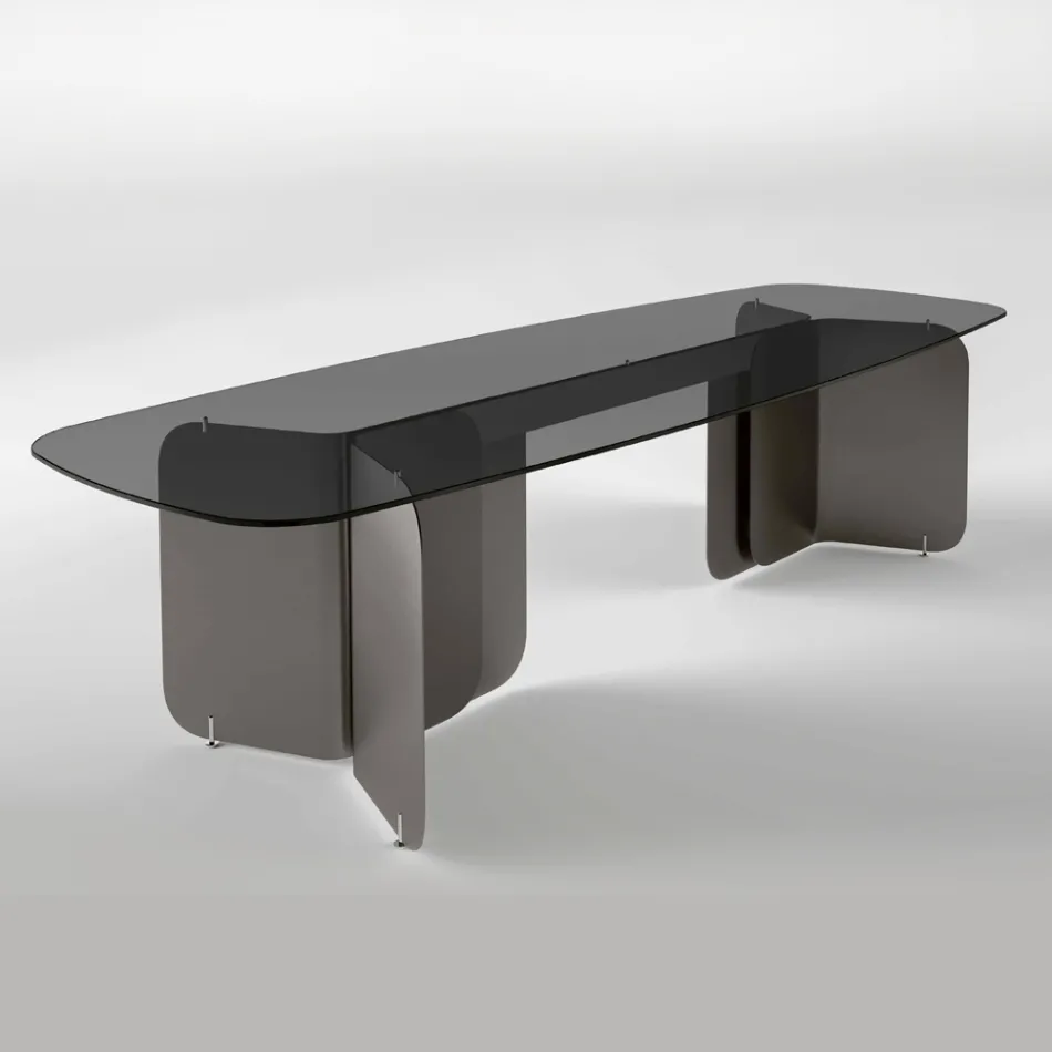 Table with shaped glass top and curved metal base - Piacere Viadurini