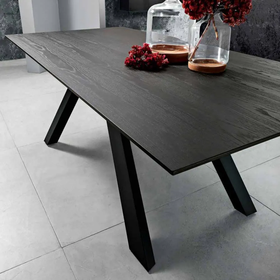 Kitchen table in MDF and metal made in Italy, Wilmer Viadurini