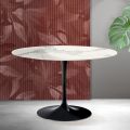 Saarinen Tulip Round Table H 74 cm in Florim Statuario Matte Ceramic - Scarlet