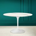 Tulip Table Saarinen H 73 Round in Statuary Ceramic Full Vein Made in Italy - Scarlet